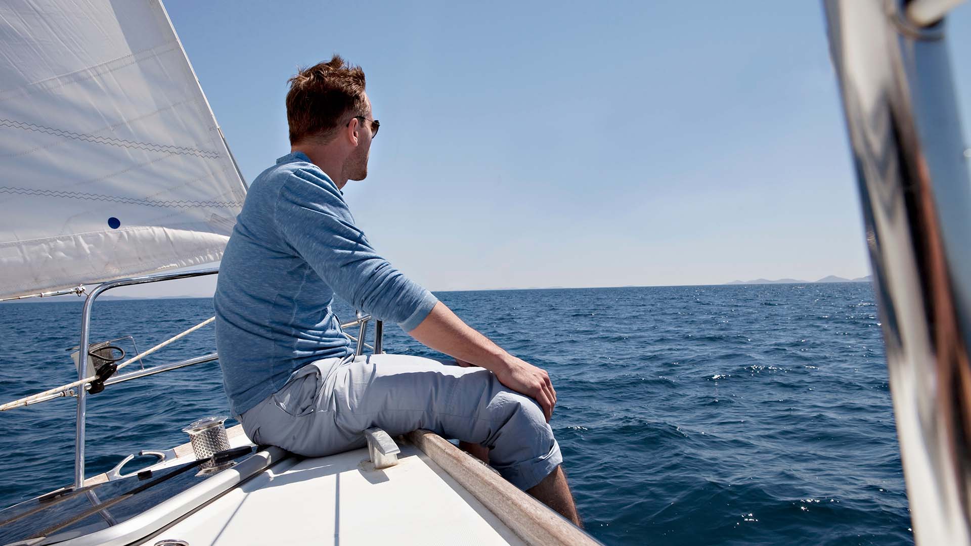 yachting luxury lifestyle